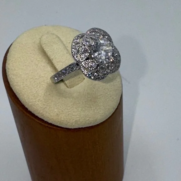 18k 2.5ct Art Deco Ring - Picture 11 of 11